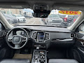 2017 Volvo XC90 T6 Momentum